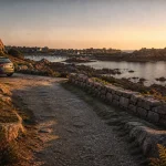 Itinéraire en Bretagne : côte de granit rose, sentier côtier.