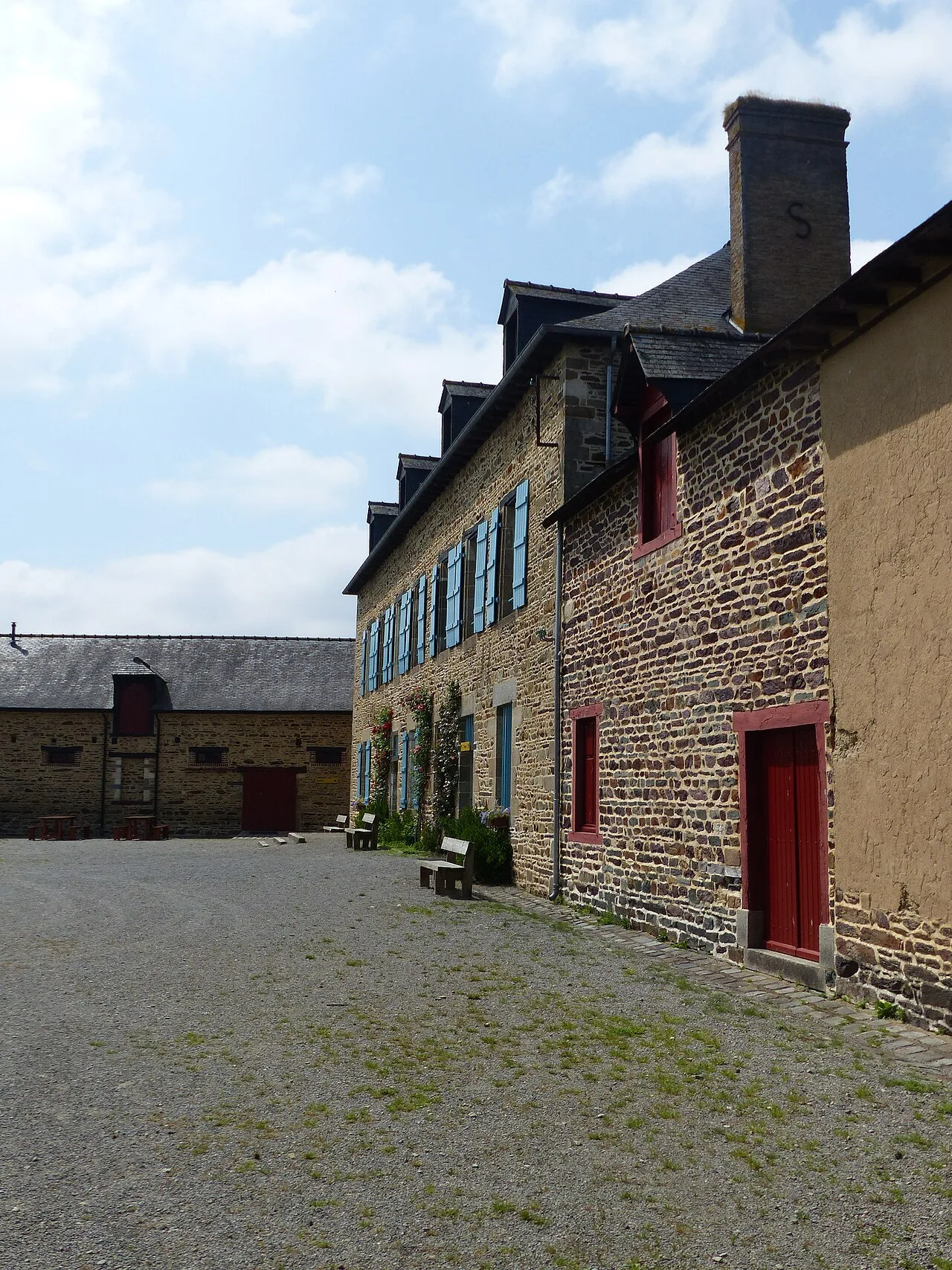 Un bâtiment de l’ancienne ferme de la Bintinais.
